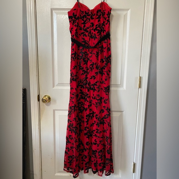 Homecoming Dress - Picture 3 of 6